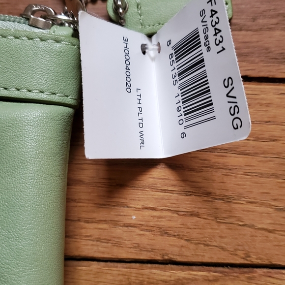 Coach wristlet - Picture 3 of 5